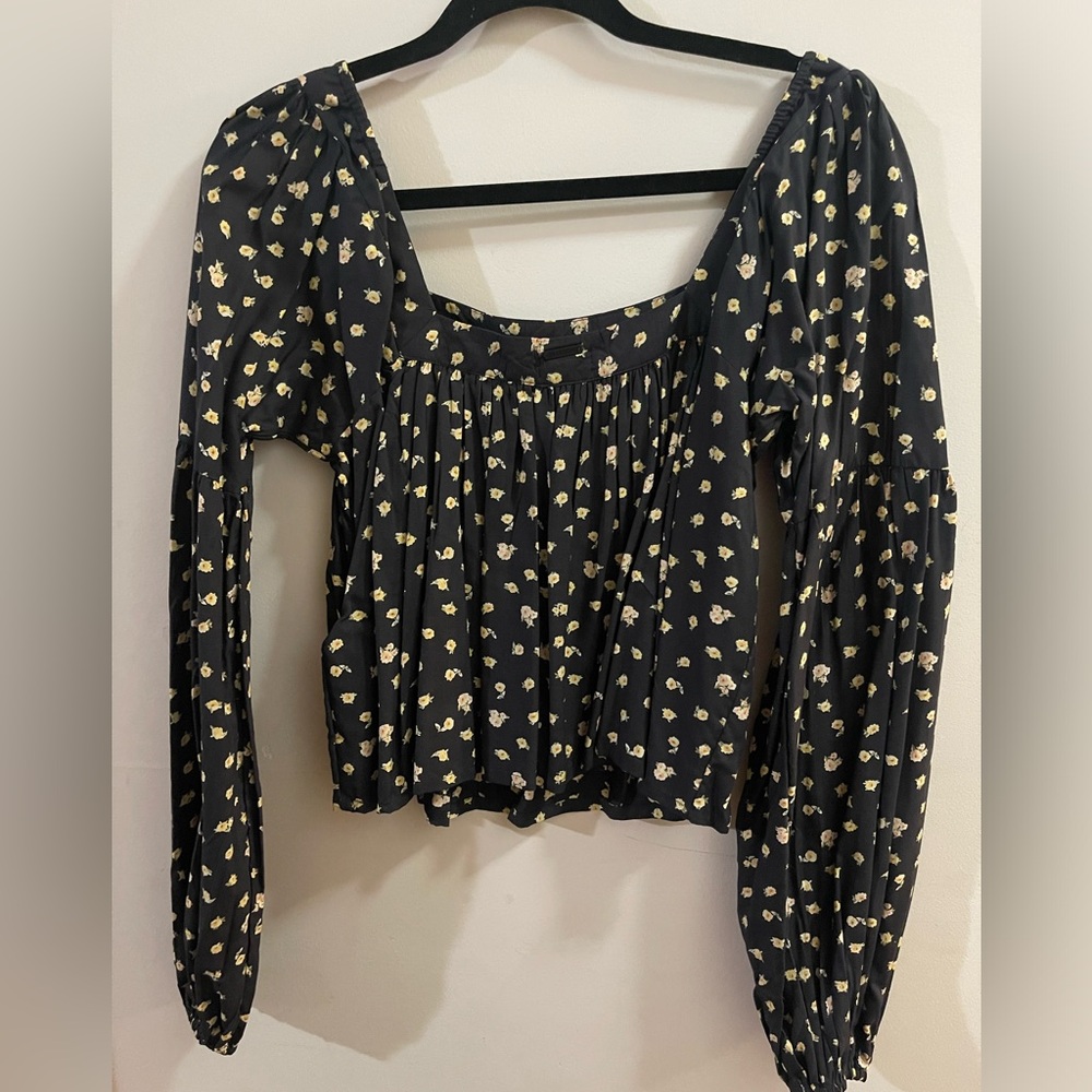 Billabong Navy and Yellow Long Sleeve Floral Cold Shoulder Crop Top